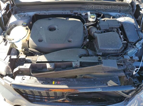 YV4162UM6N2719399 2022 VOLVO XC40 Gray Вид підкапотного простору