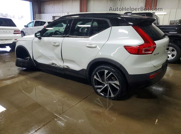 YV4162UM7M2420843 2021 VOLVO XC40 White უკანა მარცხენა