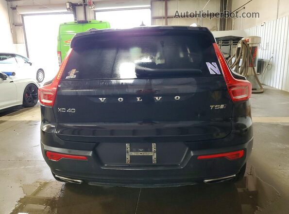 YV4162UM8L2274919 2020 VOLVO XC40 Black 