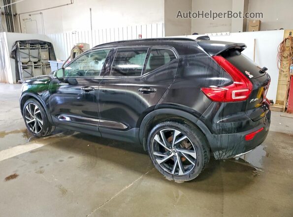 YV4162UM8L2274919 2020 VOLVO XC40 Black 