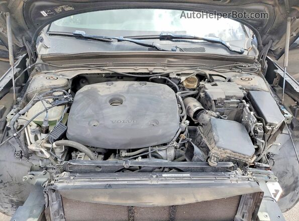 YV4162UM8M2526850 2021 VOLVO XC40 Black Սալոնի հետևի տեսք