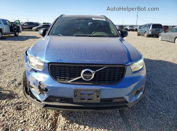 YV4162UM9M2492854 2021 VOLVO XC40 Blue Front view