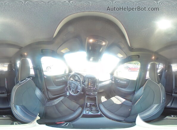 YV4162UMXM2533699 2021 VOLVO XC40 Blue Widok wnętrza 360 stopni