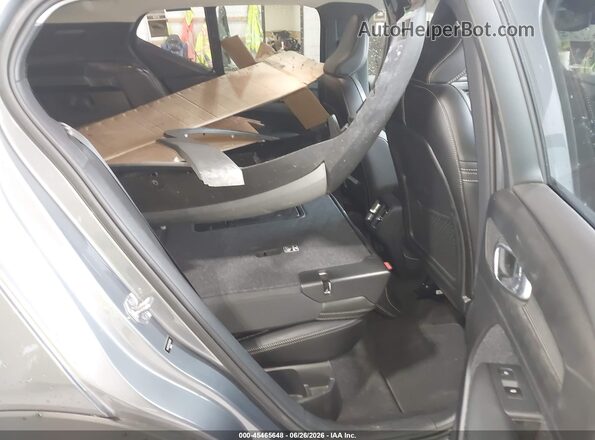 YV4162XZ5K2011034 2019 VOLVO XC40 Gray Vista de la etiqueta del VIN