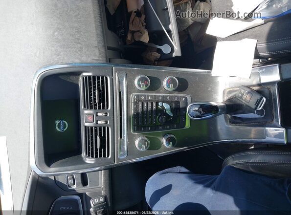 YV440MDJ8G2923477 2016 VOLVO XC60 White Առջևի վահանակի տեսք