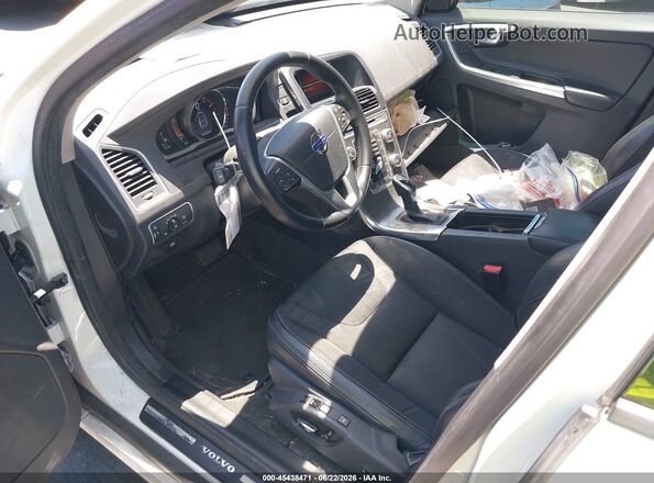 YV440MDJ8G2923477 2016 VOLVO XC60 White Սալոնի հետևի տեսք