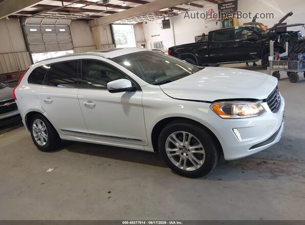 YV440MDK0G2874493 2016 VOLVO XC60 White Widok wnętrza z tyłu