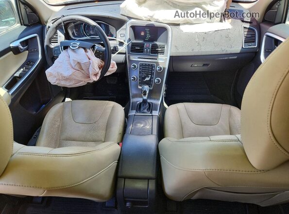 YV440MDK1G2857394 2016 VOLVO XC60 White Вид панелі приладів