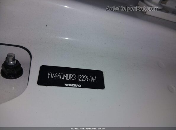 YV440MDR3H2226144 2017 VOLVO XC60 White Widok komory silnika