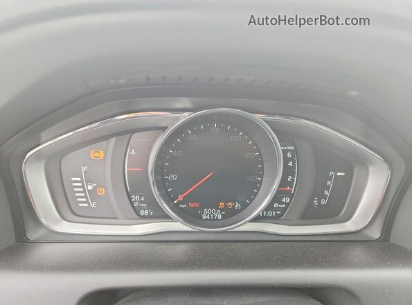 YV440MDU2H2009432 2017 VOLVO XC60 White 