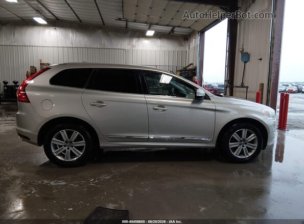 YV440MDU8H2008737 2017 VOLVO XC60 Beige Սալոնի հետևի տեսք