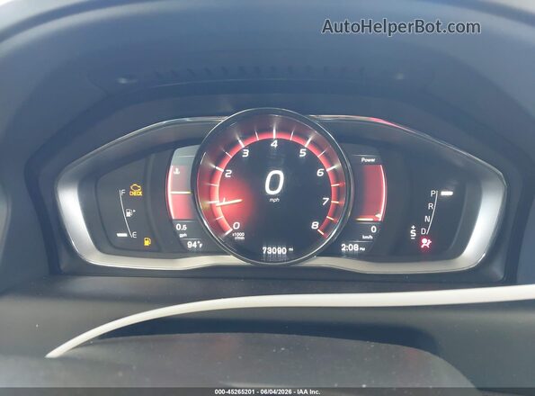 YV440MRR1H2111714 2017 VOLVO XC60 White Widok tylnych siedzeń