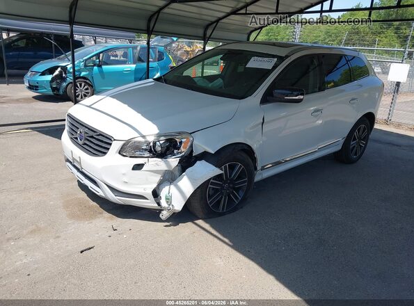 YV440MRR1H2111714 2017 VOLVO XC60 White Przód lewy