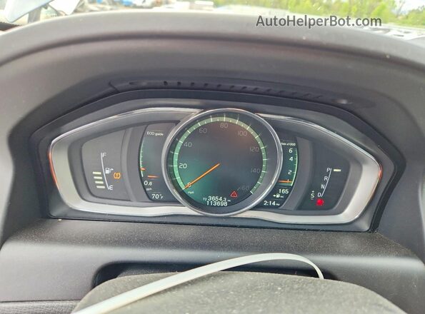 YV440MRR8H2088433 2017 VOLVO XC60 Серебряный Вид щитка приборов