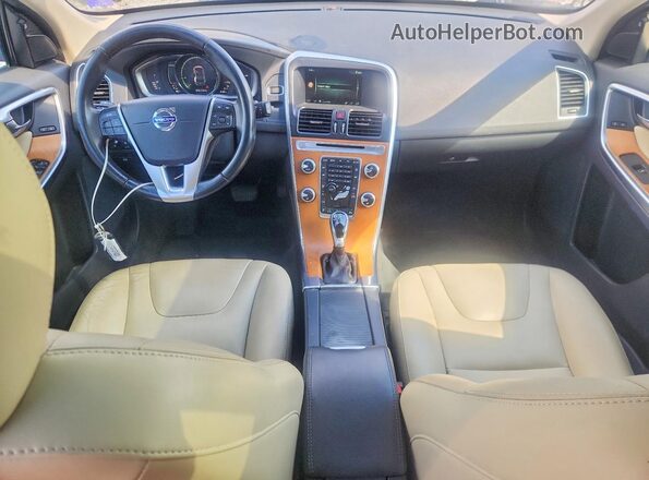 YV440MRU7H2109809 2017 VOLVO XC60 Gray Вид панелі приладів