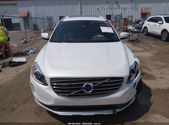 YV449MRM0G2904298 2016 VOLVO XC60 White Rear interior view