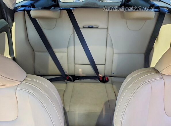YV449MRM2G2888766 2016 VOLVO XC60 Silver Vista de los asientos traseros