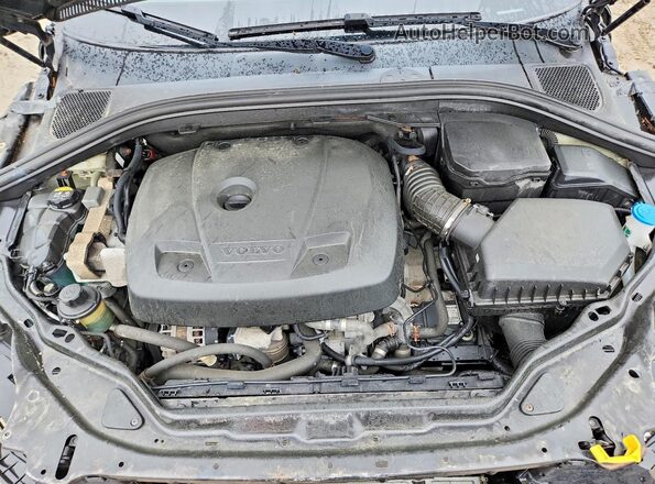 YV449MRU2H2140441 2017 VOLVO XC60 Black Вид підкапотного простору