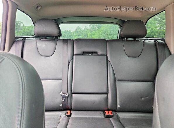 YV449MRU2H2140441 2017 VOLVO XC60 Black Вид задніх сидінь