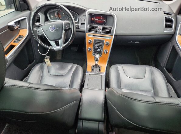 YV449MRU2H2140441 2017 VOLVO XC60 Black Вид панелі приладів