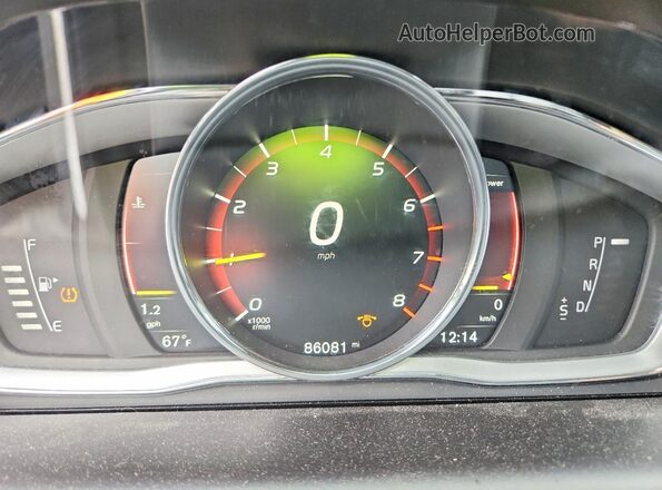 YV449MRU2H2140441 2017 VOLVO XC60 Black Вид щитка приладів