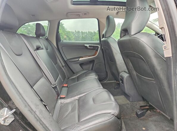 YV449MRU2H2140441 2017 VOLVO XC60 Black Вид задньої частини салону
