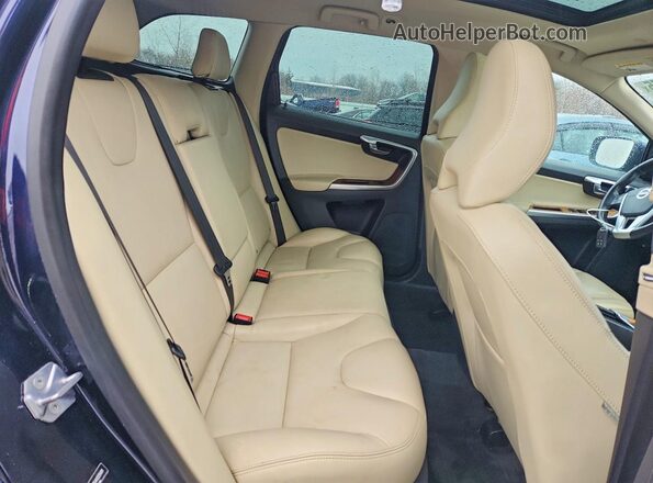YV449MRU4H2225491 2017 VOLVO XC60 Blue Սալոնի հետևի տեսք
