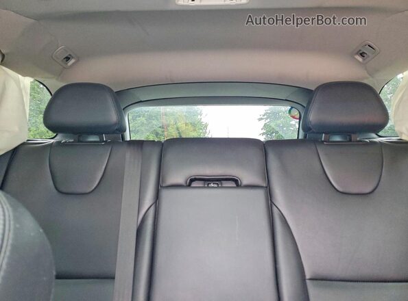 YV449MRU6H2212841 2017 VOLVO XC60 Gray 