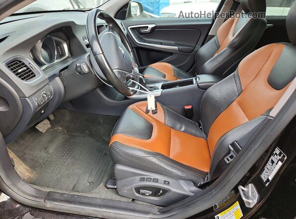 YV4612HKXG1018774 2016 VOLVO V60 Black Սալոնի դիմացի տեսք