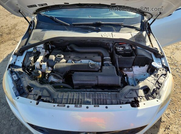 YV4612HM7G1008432 2016 VOLVO V60 White Engine compartment view