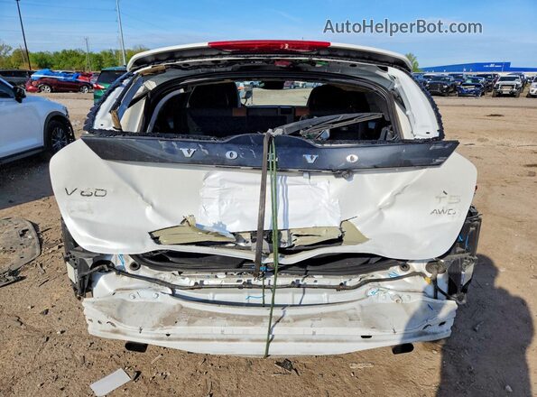 YV4612HM7G1008432 2016 VOLVO V60 White Rear view