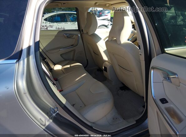 YV4612RK2G2805498 2016 VOLVO XC60 Серебряный Вид наклейки с VIN-кодом