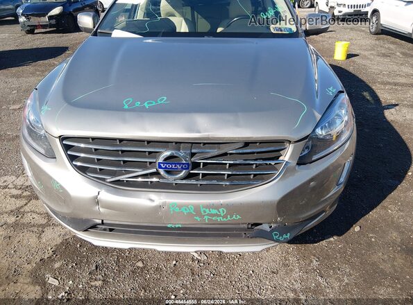 YV4612RK2G2805498 2016 VOLVO XC60 Серебряный Вид спереди