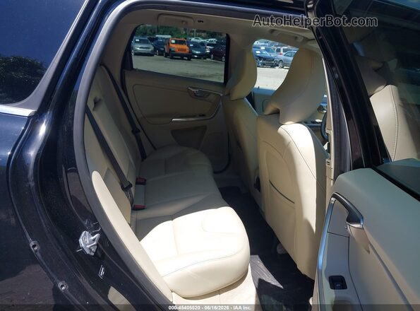 YV4612RK5G2813708 2016 VOLVO XC60 Black 
