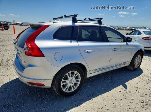 YV4612RK8G2853569 2016 VOLVO XC60 Silver 