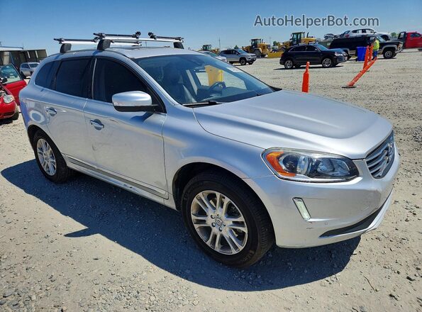 YV4612RK8G2853569 2016 VOLVO XC60 Silver 