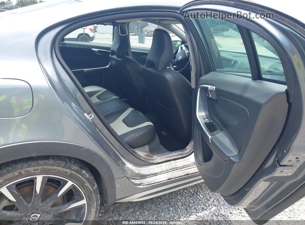 YV4612UM7G2000377 2016 VOLVO S60 CROSS COUNTRY Gray Vista de la etiqueta del VIN