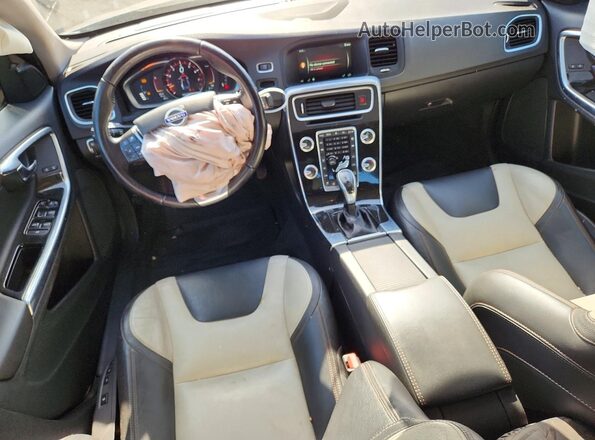 YV4612UM8G2001375 2016 VOLVO S60 Gray წინა პანელის ხედი