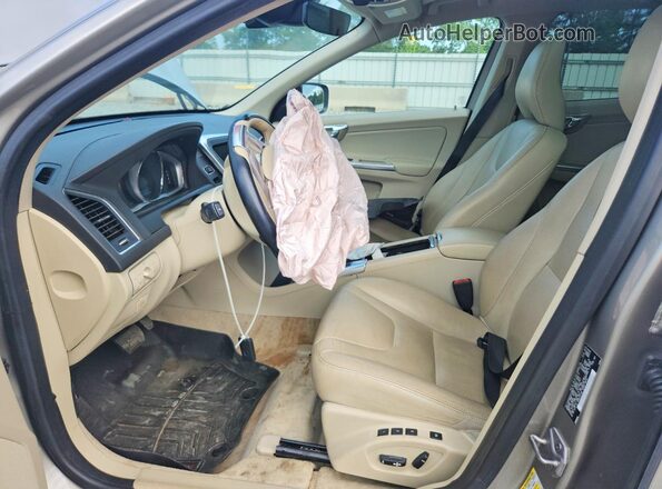 YV4902RKXG2788918 2016 VOLVO XC60 Silver Սալոնի դիմացի տեսք