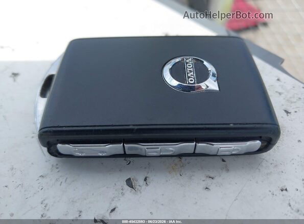 YV4A22PK2L1545386 2020 VOLVO XC90 Silver Вид панелі приладів