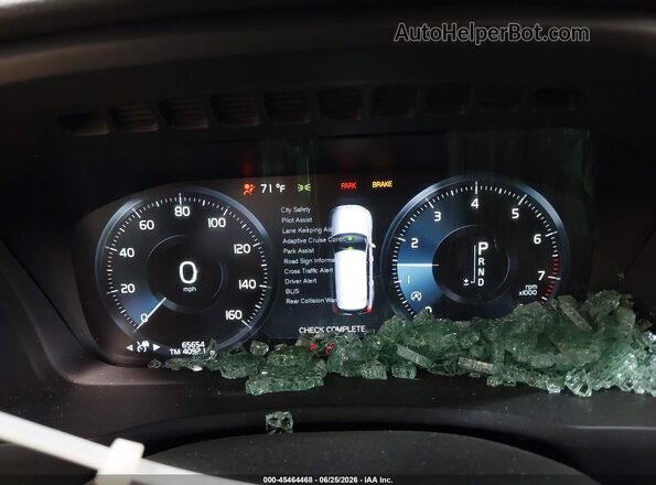 YV4A22PK7L1611026 2020 VOLVO XC90 Gray Widok tylnych siedzeń