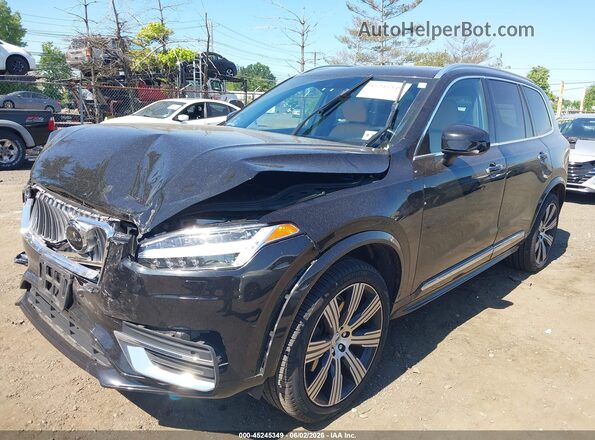 YV4A22PL0M1743944 2021 VOLVO XC90 Black Vista frontal
