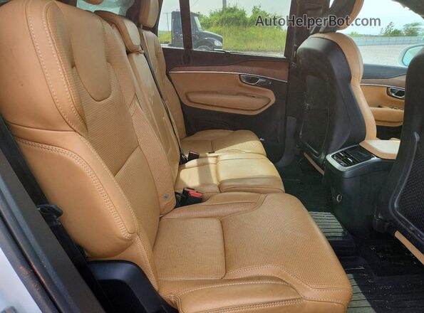 YV4A22PL1K1421388 2019 VOLVO XC90 White 