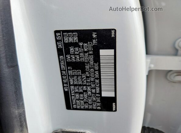 YV4A22PL1K1421388 2019 VOLVO XC90 White 