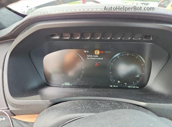 YV4A22PL1K1421388 2019 VOLVO XC90 White 