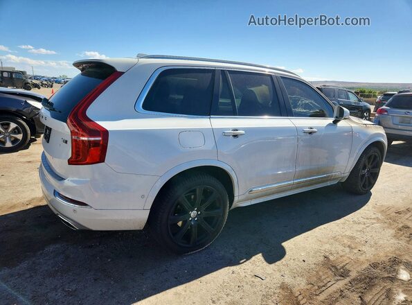 YV4A22PL2J1196705 2018 VOLVO XC90 White Rear right