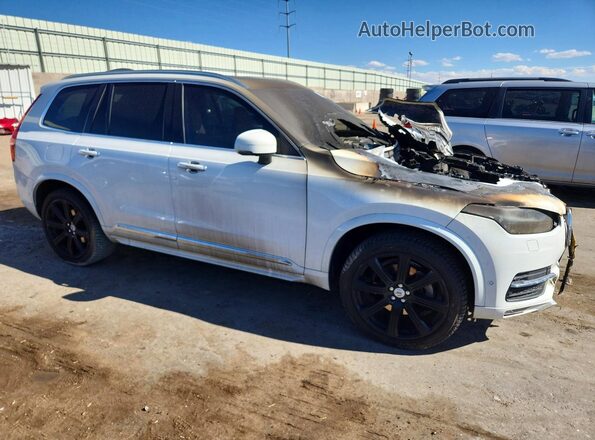 YV4A22PL2J1196705 2018 VOLVO XC90 White Front right