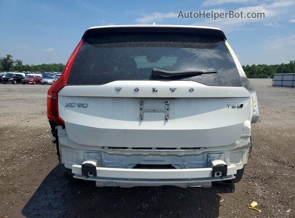 YV4A22PL2J1372913 2018 VOLVO XC90 White Հետևի տեսք
