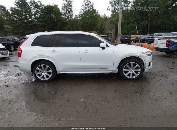 YV4A22PL5G1061193 2016 VOLVO XC90 White Вид задньої частини салону