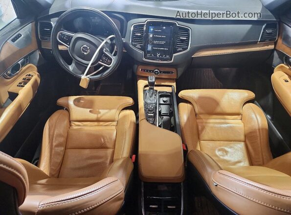 YV4A22PL5K1502975 2019 VOLVO XC90 White Dashboard view